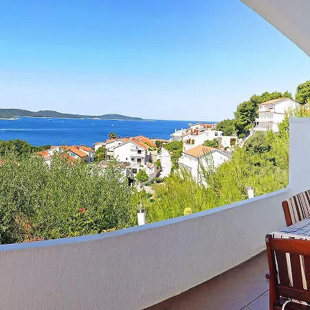 Avelini-3 Apartman Hvar Town